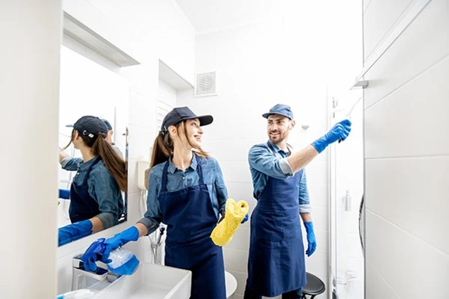 A team performing deep cleaning in Southampton, Houston, TX 77098