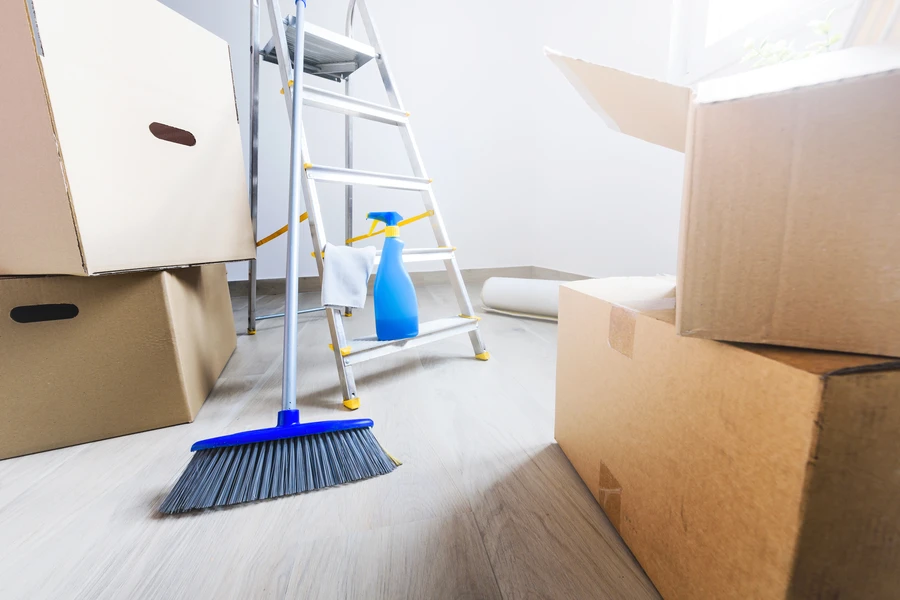 How A Thorough Move-out Cleaning Protects Your Lease in Oak Estates, Houston, TX 77019